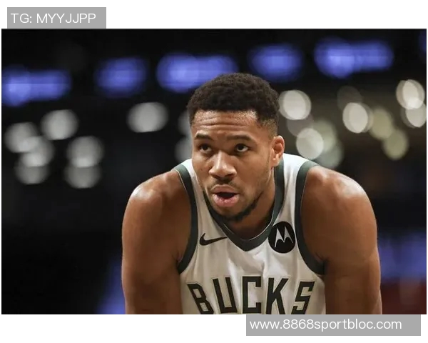 字母哥高效表现三节打卡下班贡献16分7板4助攻带领球队取得胜利 字母哥高效表现三节打卡下班贡献16分7板4助攻带领球队取得胜利