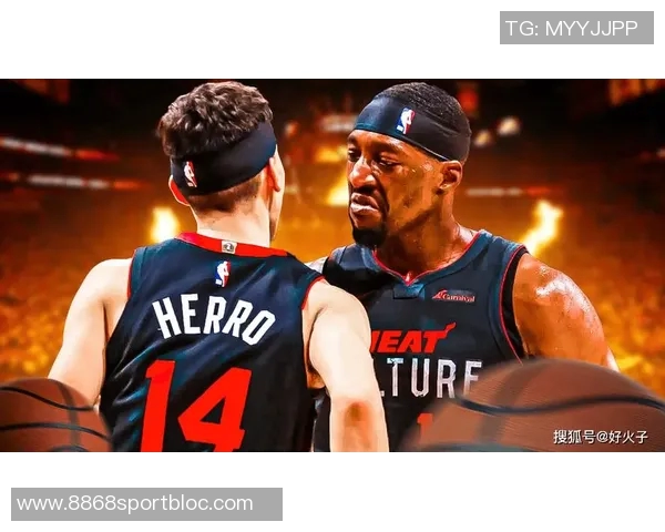 阿德巴约力挺希罗强调球队团结反对外界指责与抨击 阿德巴约力挺希罗强调球队团结反对外界指责与抨击