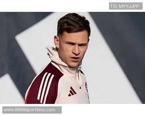 基米希回顾十年拜仁历程感慨与同一教练共迎新赛季的珍贵体验 基米希回顾十年拜仁历程感慨与同一教练共迎新赛季的珍贵体验