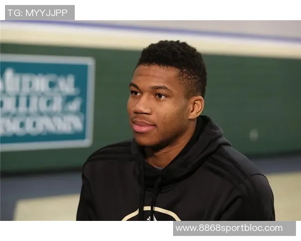 字母哥80年代复古风P图曝光发型绝对能上毕业纪念册引发热议