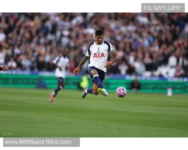 赫塔费官方宣布签约两名中卫Z罗梅罗与博塞利租借加盟球队 赫塔费官方宣布签约两名中卫Z罗梅罗与博塞利租借加盟球队