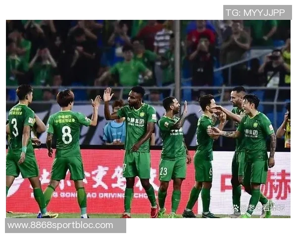 国安替补门将张健智奋战7次扑救无奈球队遭遇1-2出局困境