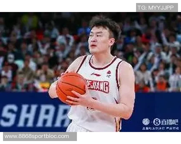 刘泽一表现亮眼尽管罚球不佳依然贡献13分6板4助攻2盖帽助力球队奋战