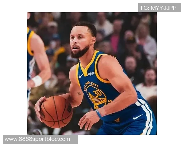 库里再创纪录生涯第151场至少7三分利拉德52分紧随其后克莱50分位列第三